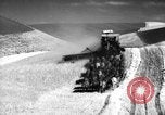 Standbild Weizen ernten Walla Walla Washington USA, 1937, aus Sekunde 47 historischem Filmmaterial Videoclip 65675069866