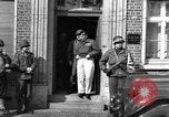 Immagine di L Bernard Montgomery Nieuwkerk in Germania, 1945, secondo 9 filmato di repertorio 65675069869