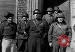 Immagine di L Bernard Montgomery Nieuwkerk in Germania, 1945, secondo 17 filmato di repertorio 65675069869