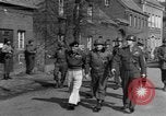 Immagine di L Bernard Montgomery Nieuwkerk in Germania, 1945, secondo 35 filmato di repertorio 65675069869
