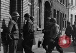 Immagine di L Bernard Montgomery Nieuwkerk in Germania, 1945, secondo 46 filmato di repertorio 65675069869