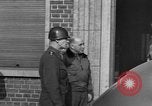 Immagine di Maresciallo di Campo Bernard L Montgomery Nieuwkerk Paesi Bassi, 1945, secondo 29 filmato di repertorio 65675069870