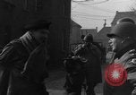 Immagine di Maresciallo di Campo Bernard L Montgomery Nieuwkerk Paesi Bassi, 1945, secondo 47 filmato di repertorio 65675069870