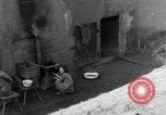 Image famille allemande Wittlich en Allemagne, 1945, de la seconde 34 séquences d'archives historiques vidéo 65675069871