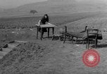 Image famille allemande Wittlich en Allemagne, 1945, de la seconde 40 séquences d'archives historiques vidéo 65675069871