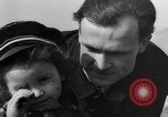 Image famille allemande Wittlich en Allemagne, 1945, de la seconde 49 séquences d'archives historiques vidéo 65675069871