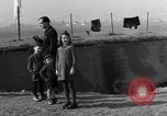 Image famille allemande Wittlich en Allemagne, 1945, de la seconde 52 séquences d'archives historiques vidéo 65675069871