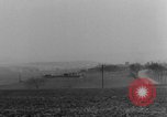 Image famille allemande Wittlich en Allemagne, 1945, de la seconde 55 séquences d'archives historiques vidéo 65675069871