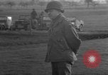 Immagine di Medaglie d'aria Wittlich Germania, 1945, secondo 7 filmato di repertorio 65675069872