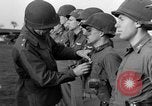 Immagine di Medaglie d'aria Wittlich Germania, 1945, secondo 59 filmato di repertorio 65675069872