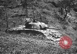 Standbild Schlacht von Okinawa 6 Marine Division Okinawa Ryukyu Inseln, 1945, aus Sekunde 9 historischem Filmmaterial Videoclip 65675069878