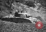 Standbild Schlacht von Okinawa 6 Marine Division Okinawa Ryukyu Inseln, 1945, aus Sekunde 13 historischem Filmmaterial Videoclip 65675069878