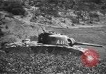 Standbild Schlacht von Okinawa 6 Marine Division Okinawa Ryukyu Inseln, 1945, aus Sekunde 16 historischem Filmmaterial Videoclip 65675069878