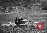 Standbild Schlacht von Okinawa 6 Marine Division Okinawa Ryukyu Inseln, 1945, aus Sekunde 19 historischem Filmmaterial Videoclip 65675069878