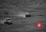 Standbild Schlacht von Okinawa 6 Marine Division Okinawa Ryukyu Inseln, 1945, aus Sekunde 31 historischem Filmmaterial Videoclip 65675069878