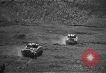 Standbild Schlacht von Okinawa 6 Marine Division Okinawa Ryukyu Inseln, 1945, aus Sekunde 37 historischem Filmmaterial Videoclip 65675069878