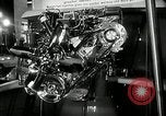 Standbild 1956 National Automobile Show New York United States USA, 1956, aus Sekunde 20 historischem Filmmaterial Videoclip 65675069880
