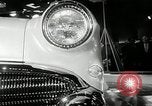 Standbild 1956 National Automobile Show New York United States USA, 1956, aus Sekunde 50 historischem Filmmaterial Videoclip 65675069880