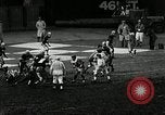 Standbild Fußballspiel New York United States USA, 1956, aus Sekunde 28 historischem Filmmaterial Videoclip 65675069885