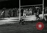 Standbild Fußballspiel New York United States USA, 1956, aus Sekunde 30 historischem Filmmaterial Videoclip 65675069885