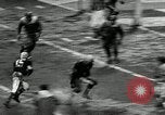 Standbild Fußballspiel New York United States USA, 1956, aus Sekunde 48 historischem Filmmaterial Videoclip 65675069885