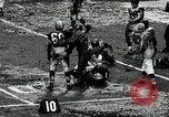 Standbild Fußballspiel New York United States USA, 1956, aus Sekunde 52 historischem Filmmaterial Videoclip 65675069885