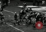Standbild Fußballspiel New York United States USA, 1956, aus Sekunde 54 historischem Filmmaterial Videoclip 65675069885