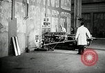Standbild nukleare Projekt enthüllt Frankreich, 1954, aus Sekunde 29 historischem Filmmaterial Videoclip 65675069886