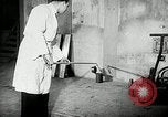 Standbild nukleare Projekt enthüllt Frankreich, 1954, aus Sekunde 38 historischem Filmmaterial Videoclip 65675069886