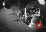 Standbild nukleare Projekt enthüllt Frankreich, 1954, aus Sekunde 49 historischem Filmmaterial Videoclip 65675069886
