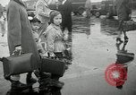Standbild Eisernen Vorhangs Flüchtlinge New York United States USA, 1954, aus Sekunde 18 historischem Filmmaterial Videoclip 65675069887