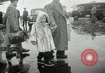 Standbild Eisernen Vorhangs Flüchtlinge New York United States USA, 1954, aus Sekunde 20 historischem Filmmaterial Videoclip 65675069887