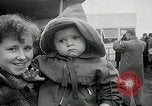 Standbild Eisernen Vorhangs Flüchtlinge New York United States USA, 1954, aus Sekunde 27 historischem Filmmaterial Videoclip 65675069887