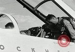 Standbild Lockheed jet Trainer California United States USA, 1954, aus Sekunde 7 historischem Filmmaterial Videoclip 65675069888