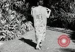 Immagine di Modelli Americani Hawaii USA, 1954, secondo 16 filmato di repertorio 65675069891