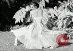 Immagine di Modelli Americani Hawaii USA, 1954, secondo 47 filmato di repertorio 65675069891