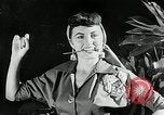 Immagine di Modelli Americani Hawaii USA, 1954, secondo 58 filmato di repertorio 65675069891