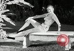 Immagine di Modelli Americani Hawaii USA, 1954, secondo 61 filmato di repertorio 65675069891