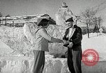 Image de sculpture sur neige Lake Placid New York USA, 1954, de la seconde 44 séquences d'archives historiques vidéo 65675069892