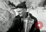 Image de sculpture sur neige Lake Placid New York USA, 1954, de la seconde 46 séquences d'archives historiques vidéo 65675069892
