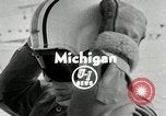 Immagine di Ice boat race Michigan United States USA, 1954, secondo 4 filmato di repertorio 65675069894