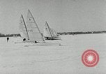 Immagine di Ice boat race Michigan United States USA, 1954, secondo 9 filmato di repertorio 65675069894