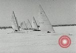 Immagine di Ice boat race Michigan United States USA, 1954, secondo 11 filmato di repertorio 65675069894