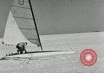 Immagine di Ice boat race Michigan United States USA, 1954, secondo 15 filmato di repertorio 65675069894