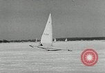 Immagine di Ice boat race Michigan United States USA, 1954, secondo 26 filmato di repertorio 65675069894