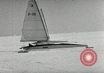 Immagine di Ice boat race Michigan United States USA, 1954, secondo 32 filmato di repertorio 65675069894