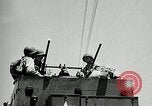 Standbild Hälfte Spuren United States USA, 1943, aus Sekunde 11 historischem Filmmaterial Videoclip 65675069896