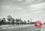 Standbild Hälfte Spuren United States USA, 1943, aus Sekunde 40 historischem Filmmaterial Videoclip 65675069896