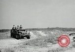Standbild Hälfte Spuren United States USA, 1943, aus Sekunde 57 historischem Filmmaterial Videoclip 65675069896