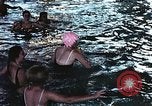 Immagine di Della Guardia Costiera degli Stati Uniti le donne della Riserva United States USA, 1974, secondo 16 filmato di repertorio 65675069911